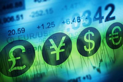 Dollar Pressured as Yen Soars on Expected Japanese Intervention